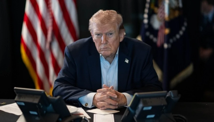 Дональд Трамп під час прогулянки полем для гольфу в графстві Клер, Ірландія, на тлі турніру Irish Open (фото Білого дому)
